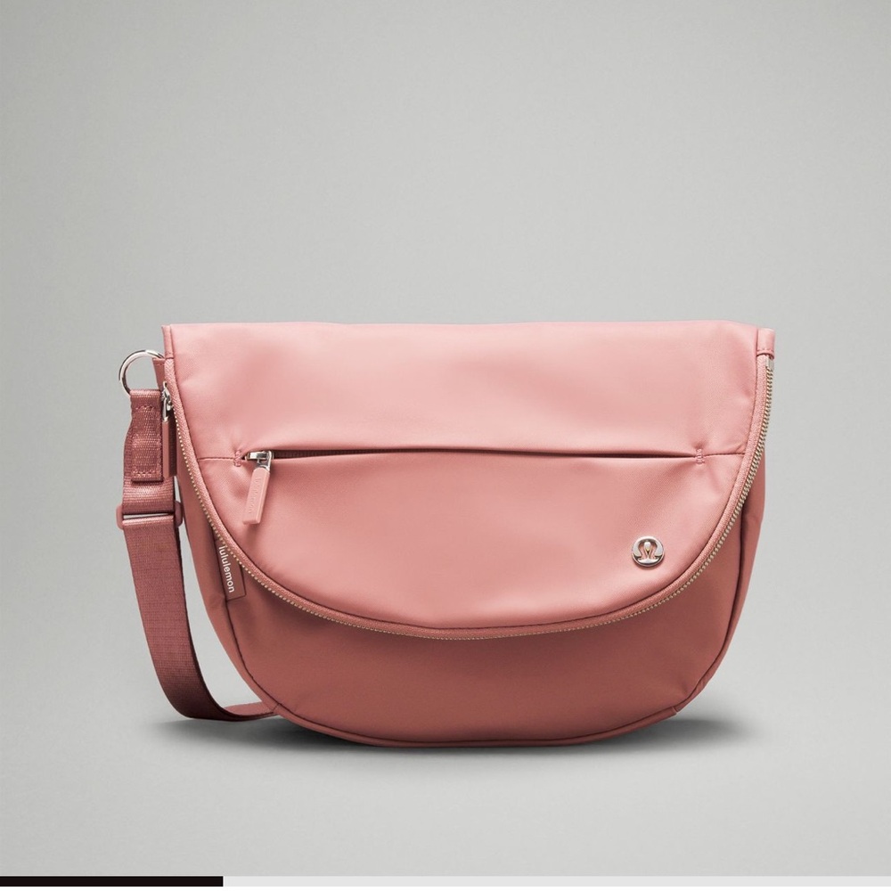 NWT Lululemon All Night Festival Bag / SCHI